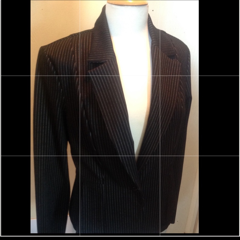 Joseph Ribkoff Jacket Black and white stripes SZ8